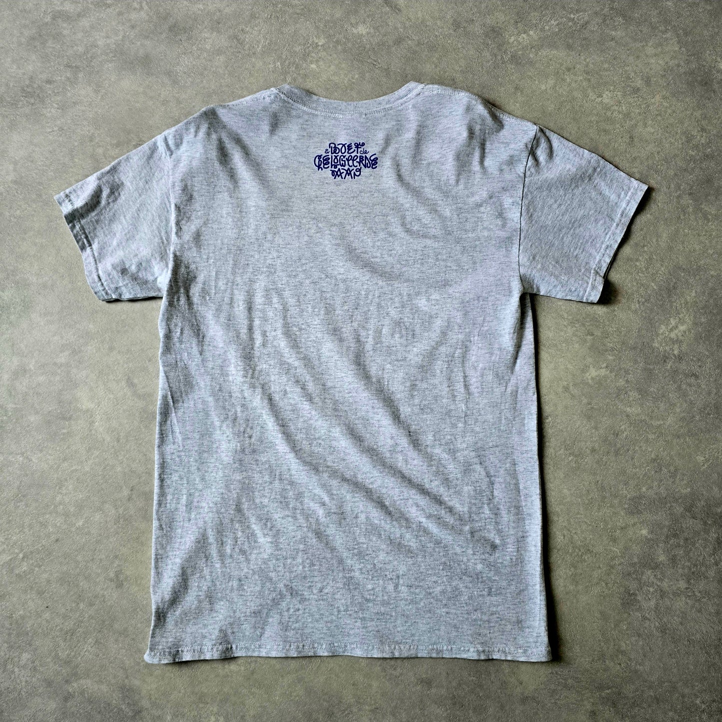 BOEF & DE GELOGEERDE AAP T-SHIRT 2 MAAT M PRE-OWNED