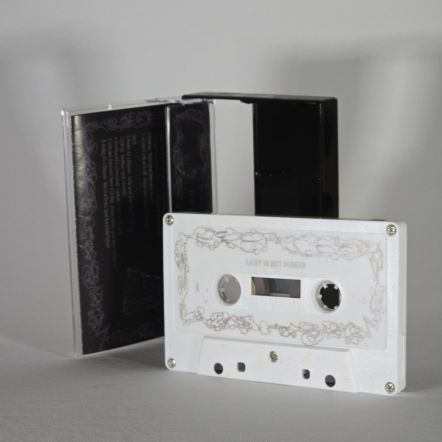 DARK OSS – LICHT IN DER DUNKEL-KASSETTE