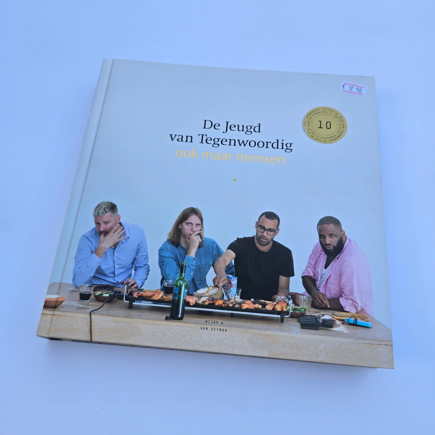 DE JEUGD VAN TEGENWOORDIG - OOK MAAR MENSEN BOEK