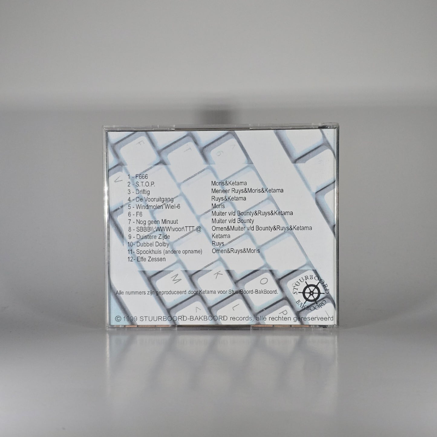 F6 - STUURBOORD BAKBOORD CD