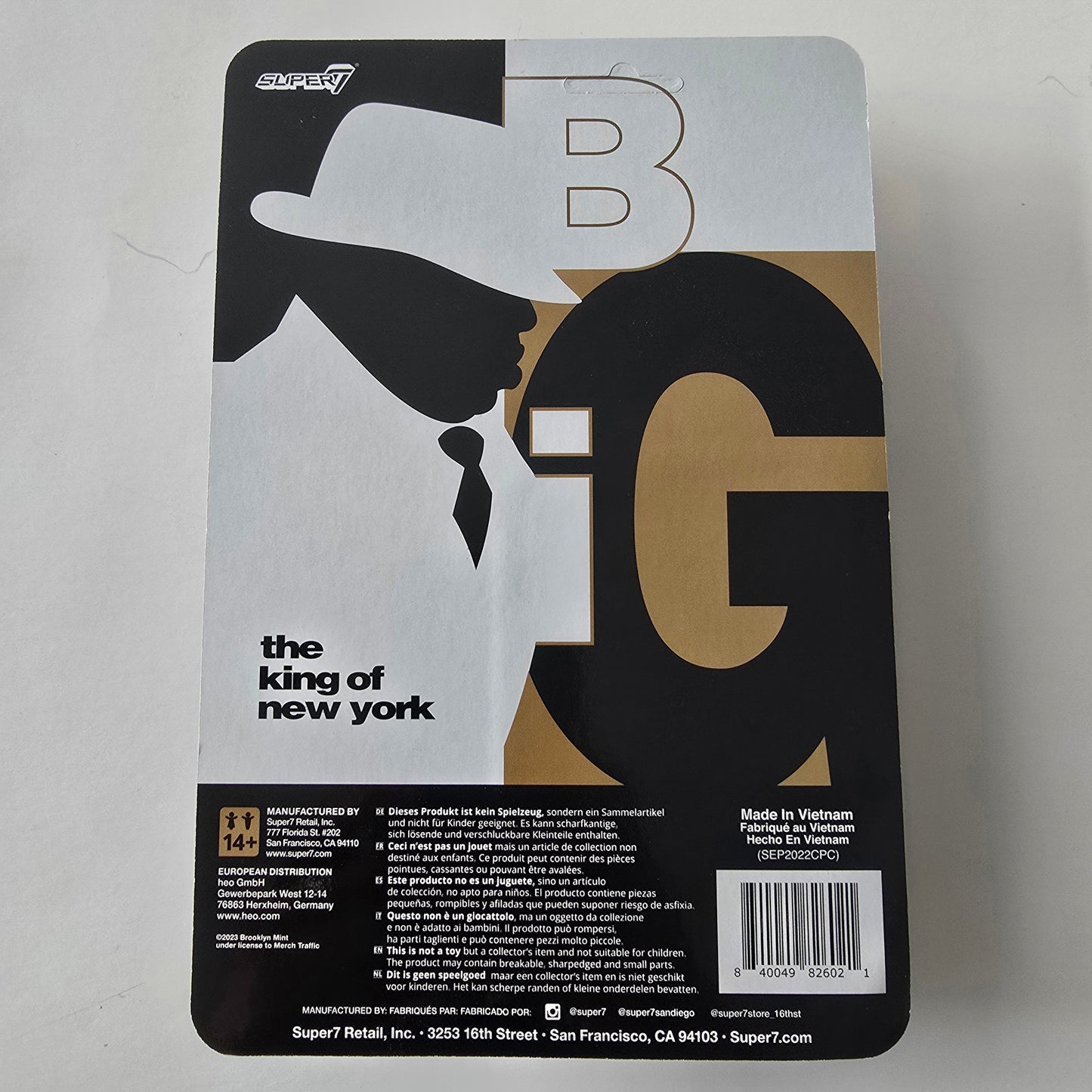 THE NOTORIOUS B.I.G - BIGGIE (IN SUIT) SUPEE7 ACTION FIGURE -NEW!-