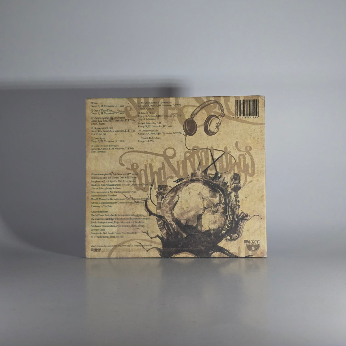 THE Q4 - SOUND SURROUNDINGS CD -PRE OWNED-