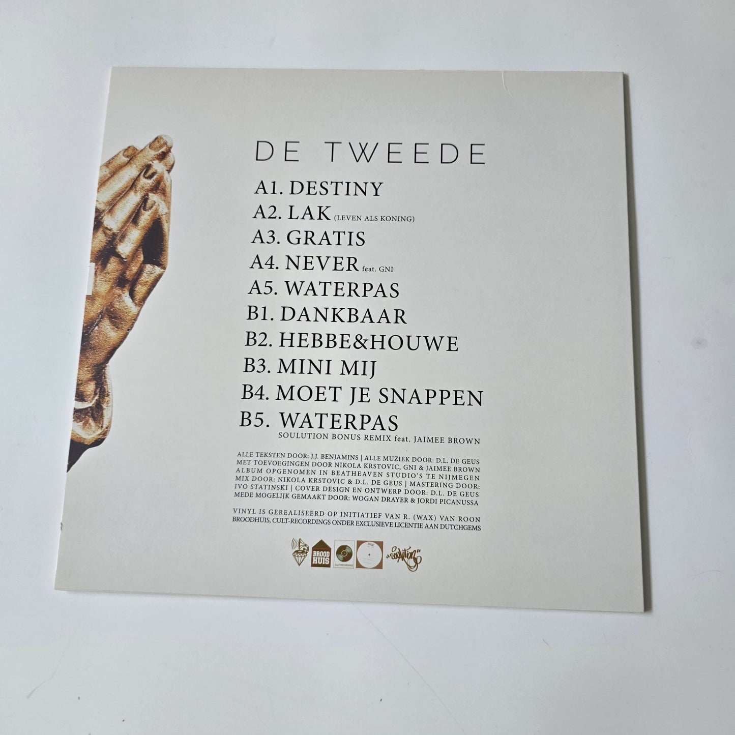JAMES - DE TWEEDE, LIMITED EDITION GOLD COLORED VINYL -PRE OWNED!-